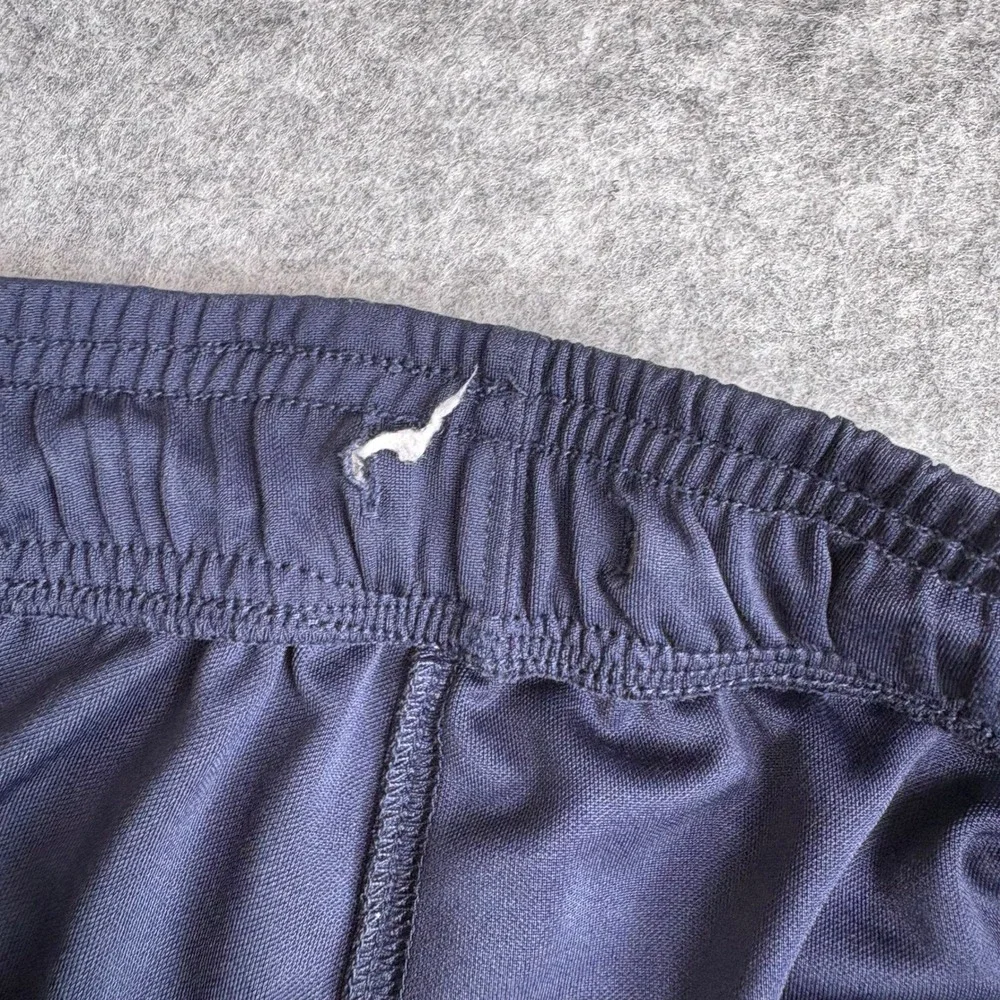 UNC Tar Heels‎ Youth Shorts Navy Blue Genuine Stuff Athletic Basketball Size L